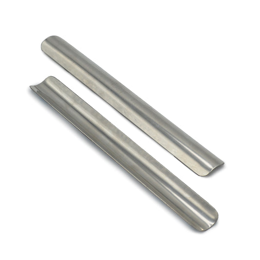 Coppia raccogli briciole in acciaio inox VulcanInox su sfondo bianco